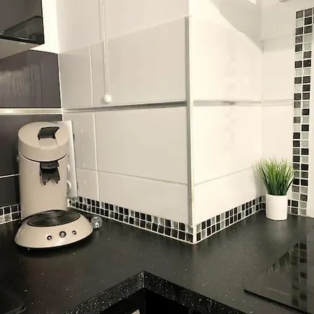 Grand F3 A 30mn De Paris - Terrasse + Parking Prive * Saint-Ouen-l'Aumone