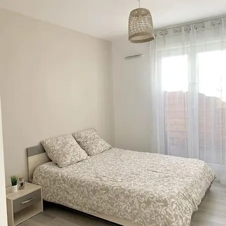 Apartment Grand F3 A 30mn De Paris - Terrasse + Parking Prive *